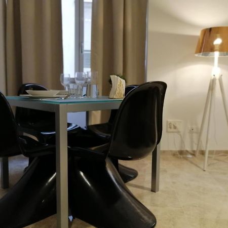 Arc Apartamentos 2C Малага Экстерьер фото