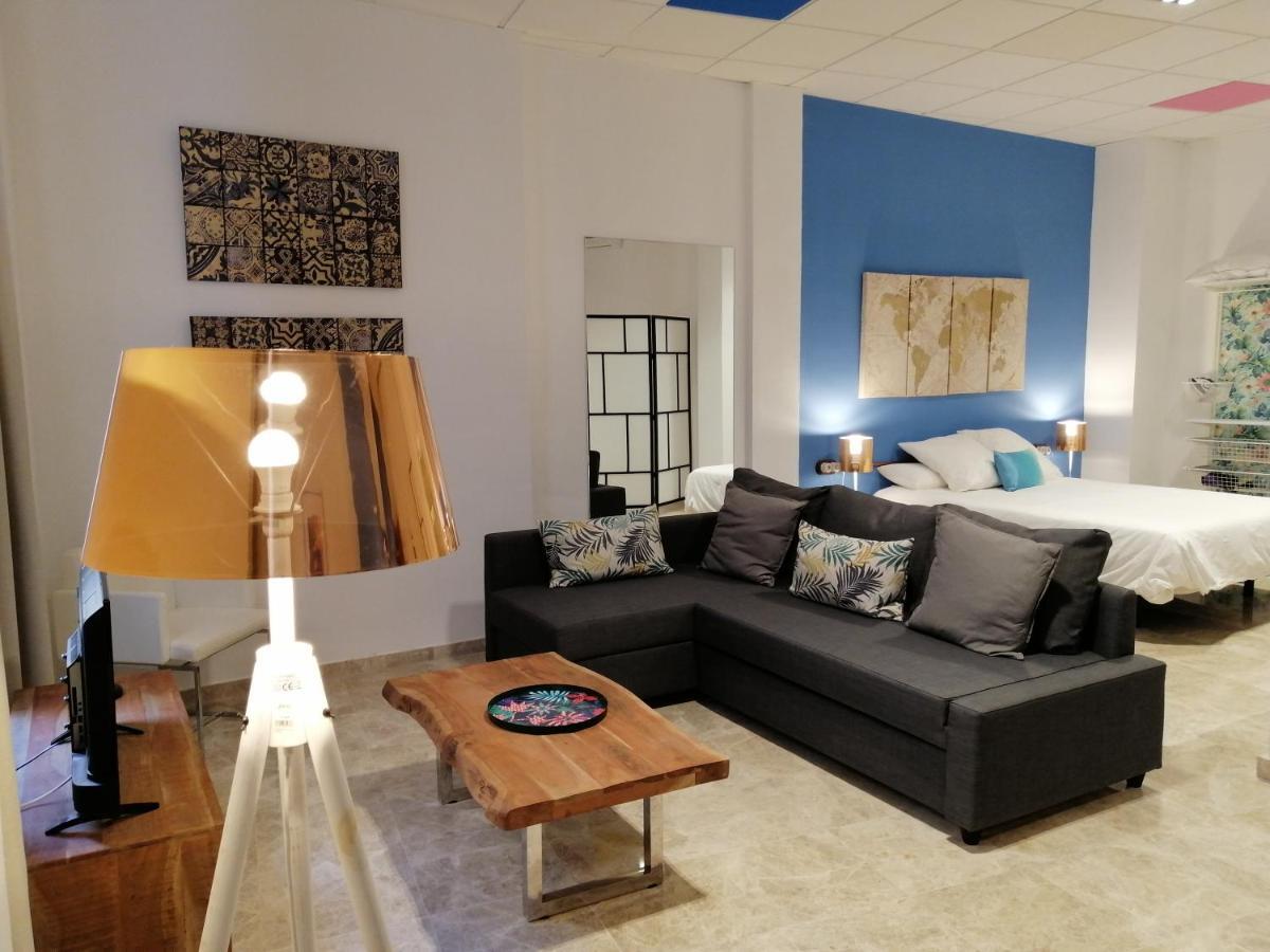 Arc Apartamentos 2C Малага Экстерьер фото