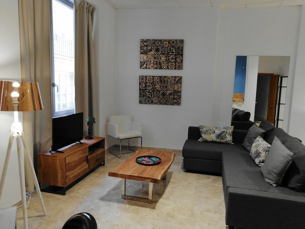 Arc Apartamentos 2C Малага Экстерьер фото